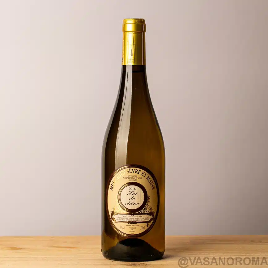 Domaine Poiron Muscadet fut de chene